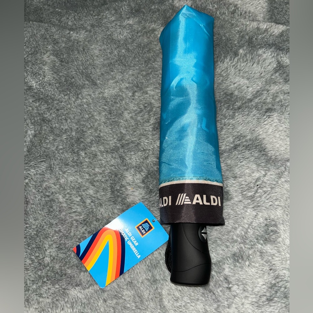 ALDI Gear 2023 Capsule Collection Automatic Umbrella Blue/Black ☔️‼️🌈 11” Long